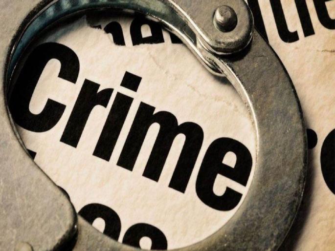 Police's complete surrender before 'Gangs of Ulhasnagar'; | ‘गँग्ज ऑफ उल्हासनगर’पुढे पोलिसांचे सपशेल लोटांगण; आरोपीची पीडित मुलीच्या घरासमोर मिरवणूक Police's complete surrender before 'Gangs of Ulhasnagar'; | ‘गँग्ज ऑफ उल्हासनगर’पुढे पोलिसांचे सपशेल लोटांगण; आरोपीची पीडित मुलीच्या घरासमोर मिरवणूक