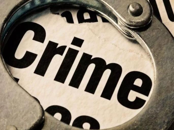 Robbery at petrol pump owned by Union Minister of State for Sports, two people beaten up, cash worth Rs 1 lakh looted | केंद्रीय क्रीडा राज्यमंत्र्यांच्या मालकीच्या पेट्रोल पंपावर दरोडा, दोन जणांना मारहाण, एक लाखाची रोकड लंपास Robbery at petrol pump owned by Union Minister of State for Sports, two people beaten up, cash worth Rs 1 lakh looted | केंद्रीय क्रीडा राज्यमंत्र्यांच्या मालकीच्या पेट्रोल पंपावर दरोडा, दोन जणांना मारहाण, एक लाखाची रोकड लंपास