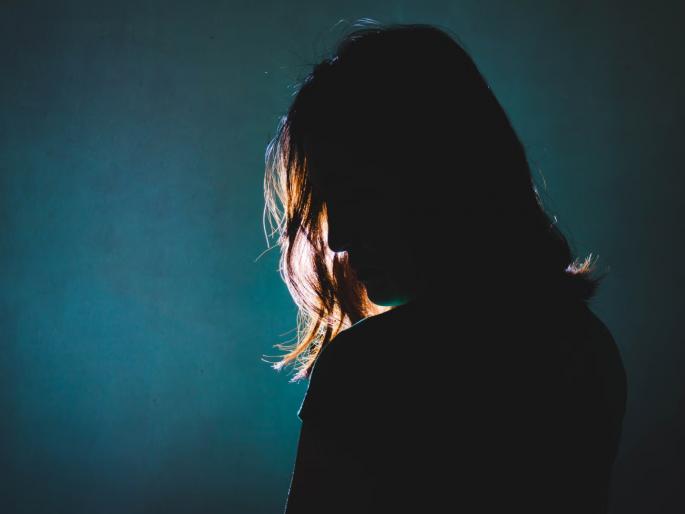 Not the husband, the monster! Wife gets beaten up for opposing her friends, gets an abortion and then a pornographic video goes viral | पती नव्हे राक्षस! पत्नीने मित्रांना विरोध केला म्हणून मारहाण, गर्भपात आणि नंतर अश्लील व्हिडीओ व्हायरल Not the husband, the monster! Wife gets beaten up for opposing her friends, gets an abortion and then a pornographic video goes viral | पती नव्हे राक्षस! पत्नीने मित्रांना विरोध केला म्हणून मारहाण, गर्भपात आणि नंतर अश्लील व्हिडीओ व्हायरल