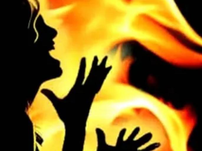 Devil lover! Tortured and locked in house for 3 days, beaten with steel bottle; Tripura girl fights to the death! | सैतान प्रियकर! ३ दिवस घरात कोंडून छळ, स्टीलच्या बाटलीने वार; त्रिपुराच्या लेकीची मृत्यूशी झुंज! Devil lover! Tortured and locked in house for 3 days, beaten with steel bottle; Tripura girl fights to the death! | सैतान प्रियकर! ३ दिवस घरात कोंडून छळ, स्टीलच्या बाटलीने वार; त्रिपुराच्या लेकीची मृत्यूशी झुंज!