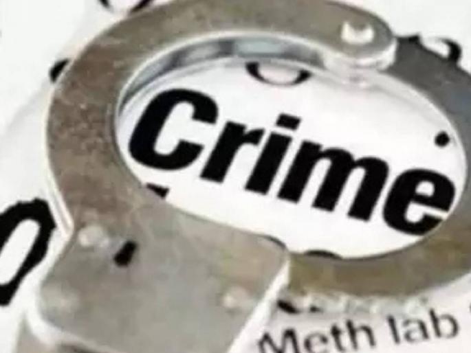 Murder of a schoolboy; Crime against parents including minor child | शाळकरी मुलाचा खून; अल्पवयीन मुलासह आई-वडिलांविराेधात गुन्हा, एक ताब्यात : विळ्याने वार करून संपविले Murder of a schoolboy; Crime against parents including minor child | शाळकरी मुलाचा खून; अल्पवयीन मुलासह आई-वडिलांविराेधात गुन्हा, एक ताब्यात : विळ्याने वार करून संपविले