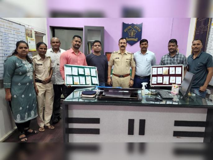 Police arrested the woman who burglarized the house seized valuables worth lakhs of rupees | घरफोडी करणाऱ्या महिलेला पोलिसांनी केली अटक, लाखोंचा मुद्देमाल हस्तगत Police arrested the woman who burglarized the house seized valuables worth lakhs of rupees | घरफोडी करणाऱ्या महिलेला पोलिसांनी केली अटक, लाखोंचा मुद्देमाल हस्तगत
