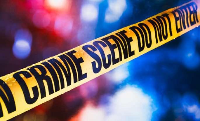 Two gangsters deported from Mumbai police station re-arrested for violating prohibitory order | मुंबई ठाण्यातून हद्दपार केलेल्या दाेन गुंडांना पुन्हा अटक, मनाई आदेशाचा केला भंग