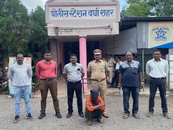 Crime News: The 'freeze' that snatched the life of a little girl, city police action | Crime News: चिमुकलीच्या गळ्यातील जिवती हिसकावणारा ‘फ्रीज’ गजाआड, शहर पोलिसांची कारवाई Crime News: The 'freeze' that snatched the life of a little girl, city police action | Crime News: चिमुकलीच्या गळ्यातील जिवती हिसकावणारा ‘फ्रीज’ गजाआड, शहर पोलिसांची कारवाई