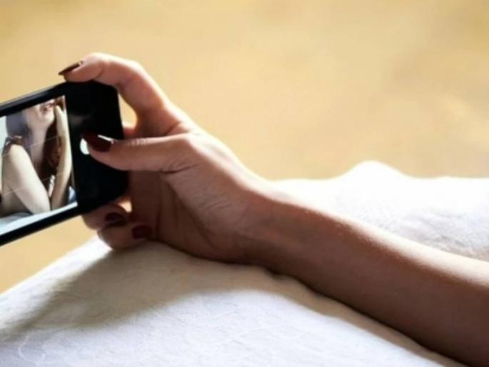 Camera installed in girls' hostel bathroom at boyfriend's behest Incident in Chandigarh | धक्कादायक! बॉयफ्रेंडच्या सांगण्यावरून मुलींच्या हॉस्टेलच्या बाथरुममध्ये लावला कॅमेरा; चंदीगडमधील घटना Camera installed in girls' hostel bathroom at boyfriend's behest Incident in Chandigarh | धक्कादायक! बॉयफ्रेंडच्या सांगण्यावरून मुलींच्या हॉस्टेलच्या बाथरुममध्ये लावला कॅमेरा; चंदीगडमधील घटना