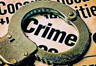 A truck hit a motorcycle, killing the father and son on the spot | मोटारसायकलला ट्रकची धडक, पिता-पुत्र जागीच ठार A truck hit a motorcycle, killing the father and son on the spot | मोटारसायकलला ट्रकची धडक, पिता-पुत्र जागीच ठार