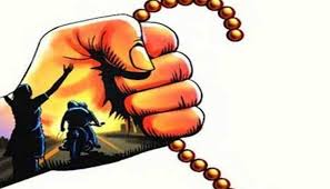 Nepal's onion trader got Rs 6.5 lakh drowned | नेपाळच्या कांदा व्यापाऱ्याचे बुडालेले साडेसहा लाख मिळाले