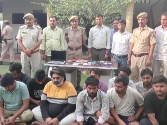 girls fake id video calls and blackmailing cyber gang used to hack even government website | मुलींचा फेक ID, Video कॉल, ब्लॅकमेलिंग अन्...; सरकारी वेबसाईट करायचे हॅक, झाला पर्दाफाश girls fake id video calls and blackmailing cyber gang used to hack even government website | मुलींचा फेक ID, Video कॉल, ब्लॅकमेलिंग अन्...; सरकारी वेबसाईट करायचे हॅक, झाला पर्दाफाश