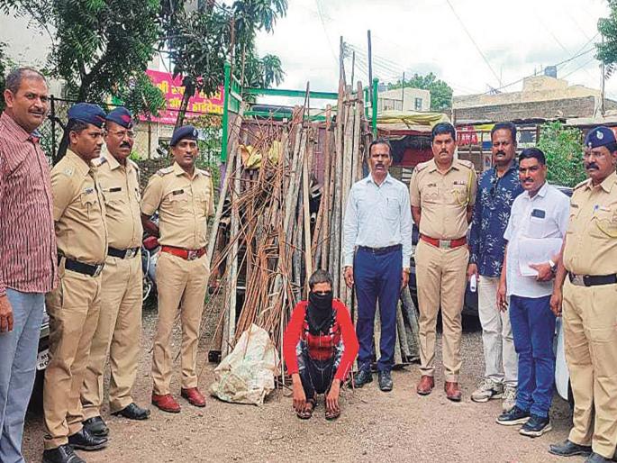A gang of minors started stealing material worth lakhs from a big construction site | अल्पवयीन मुलांच्या टोळीचे धाडस; दिवसा रेकी, रात्री मोठ्या बांधकाम साईटवर लाखोंची चोरी A gang of minors started stealing material worth lakhs from a big construction site | अल्पवयीन मुलांच्या टोळीचे धाडस; दिवसा रेकी, रात्री मोठ्या बांधकाम साईटवर लाखोंची चोरी
