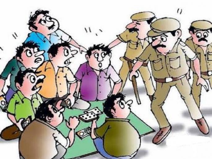 Raids on gambling in Shivar; Nine gamblers in police custody ! | शिवारातील जुगारावर छापा; नऊ जुगारी पाेलिसांच्या गळाला! Raids on gambling in Shivar; Nine gamblers in police custody ! | शिवारातील जुगारावर छापा; नऊ जुगारी पाेलिसांच्या गळाला!