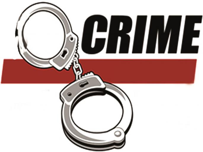 Two shops at Rahuri factory were sealed for violating the rules | नियमचा भंग केल्याने राहुरी फॅक्टरीवरील दोन दुकाने सील Two shops at Rahuri factory were sealed for violating the rules | नियमचा भंग केल्याने राहुरी फॅक्टरीवरील दोन दुकाने सील