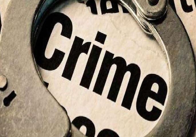 Shocking! Use of used masks for mattresses; Filed a Case | धक्कादायक! वापरलेल्या मास्कचा चक्क गादीसाठी वापर; गुन्हा दाखल Shocking! Use of used masks for mattresses; Filed a Case | धक्कादायक! वापरलेल्या मास्कचा चक्क गादीसाठी वापर; गुन्हा दाखल