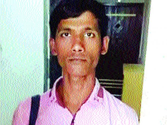 Curry boss tells women to talk about women's attack | मराठीत बोलण्यास सांगितल्याने कुरियर बॉयचा महिलांवर हल्ला Curry boss tells women to talk about women's attack | मराठीत बोलण्यास सांगितल्याने कुरियर बॉयचा महिलांवर हल्ला