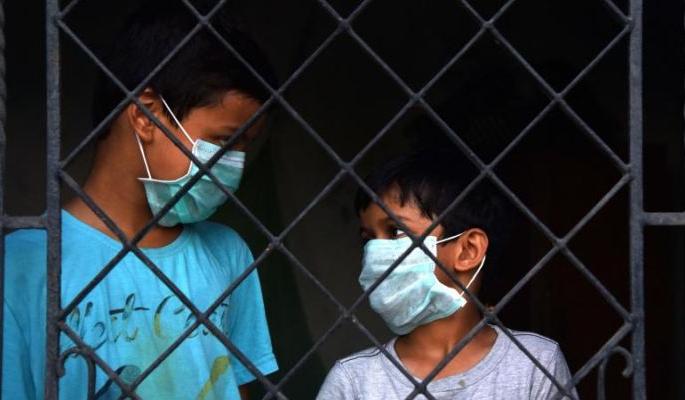 Coronavirus in Akola: No child between the ages of zero and 20 dies | CoronaVirus in Akola : शून्य ते २० वयोगटातील एकाही बालकाचा मृत्यू नाही Coronavirus in Akola: No child between the ages of zero and 20 dies | CoronaVirus in Akola : शून्य ते २० वयोगटातील एकाही बालकाचा मृत्यू नाही