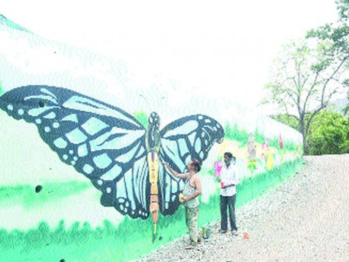 Wildlife, birds along the roads in the Karnala area | कर्नाळा परिसरातील रस्त्यालगत अवतरले वन्यप्राणी, पक्षी Wildlife, birds along the roads in the Karnala area | कर्नाळा परिसरातील रस्त्यालगत अवतरले वन्यप्राणी, पक्षी