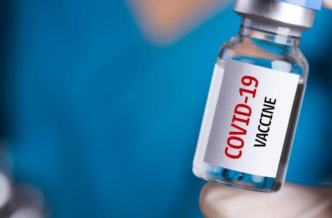 Corona Vaccination in Akola: Don't be afraid even if the second dose is delayed! | Corona Vaccination in Akola : दुसऱ्या डोसला उशीर झाला तरी घाबरू नका! Corona Vaccination in Akola: Don't be afraid even if the second dose is delayed! | Corona Vaccination in Akola : दुसऱ्या डोसला उशीर झाला तरी घाबरू नका!
