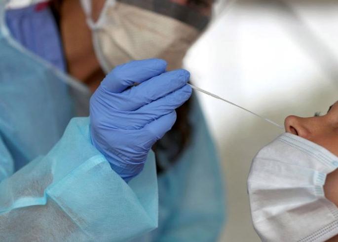 Another 30 positives in Akola district, 34 beat Corona | अकोला जिल्ह्यात आणखी ३० पॉझिटिव्ह, ३४ जणांची कोरोनावर मात Another 30 positives in Akola district, 34 beat Corona | अकोला जिल्ह्यात आणखी ३० पॉझिटिव्ह, ३४ जणांची कोरोनावर मात