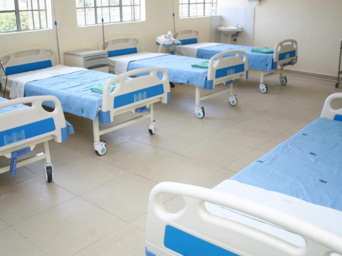 90 per cent of the beds in Thane remain even as the corona grows again | कोरोना पुन्हा वाढत असतानाही ठाण्यात 90 टक्के बेड शिल्लक 90 per cent of the beds in Thane remain even as the corona grows again | कोरोना पुन्हा वाढत असतानाही ठाण्यात 90 टक्के बेड शिल्लक