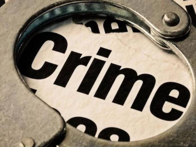 Offensive statement about girlfriend, gang war in Nagpur jail, 8 injured | प्रेयसीबद्दल आक्षेपार्ह वक्तव्य, नागपूर कारागृहात टोळीयुद्ध, ८ जखमी Offensive statement about girlfriend, gang war in Nagpur jail, 8 injured | प्रेयसीबद्दल आक्षेपार्ह वक्तव्य, नागपूर कारागृहात टोळीयुद्ध, ८ जखमी