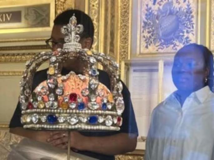 crown jewels theft paris louvre museum france suspects arrested | ८ मिनिटांत ८ अब्ज रुपयांचे दागिने चोरणारे चोर सापडले; पॅरिसच्या म्युझियममध्ये टाकलेला दरोडा crown jewels theft paris louvre museum france suspects arrested | ८ मिनिटांत ८ अब्ज रुपयांचे दागिने चोरणारे चोर सापडले; पॅरिसच्या म्युझियममध्ये टाकलेला दरोडा