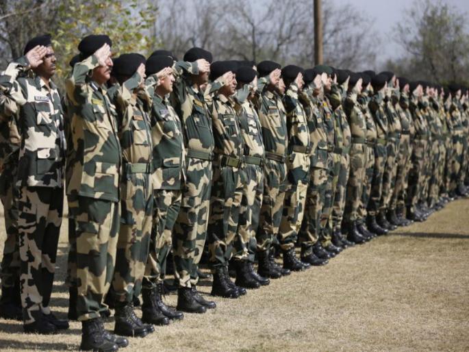 Central Reserve Police Force arrives in the city; 'Route march' to be held in the city | केंद्रीय सशस्त्र पोलीस दलाची तुकडी शहरात दाखल; शहरात काढणार 'रुट मार्च'