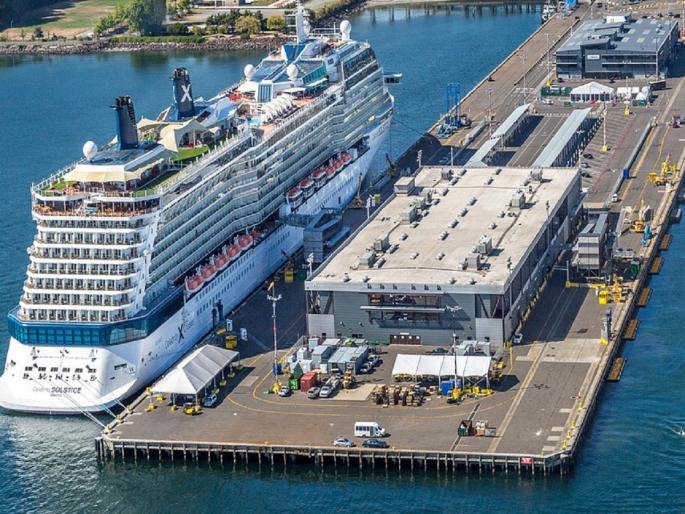 302 crores for cruise terminal at Bhagwati port, 579 crores for other jetties including gateway | भगवती बंदरात क्रूझ टर्मिनलसाठी ३०२ कोटी, गेट वे सह अन्य जेट्टींसाठी ५७९ कोटी खर्च 302 crores for cruise terminal at Bhagwati port, 579 crores for other jetties including gateway | भगवती बंदरात क्रूझ टर्मिनलसाठी ३०२ कोटी, गेट वे सह अन्य जेट्टींसाठी ५७९ कोटी खर्च