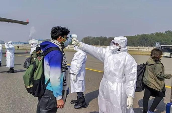 A special tent made by the Ordinance Factory to treat Corona patients | कोरोना रुग्णांच्या उपचारांसाठी ऑर्डिनन्स फॅक्टरीने बनविला विशेष तंबू A special tent made by the Ordinance Factory to treat Corona patients | कोरोना रुग्णांच्या उपचारांसाठी ऑर्डिनन्स फॅक्टरीने बनविला विशेष तंबू