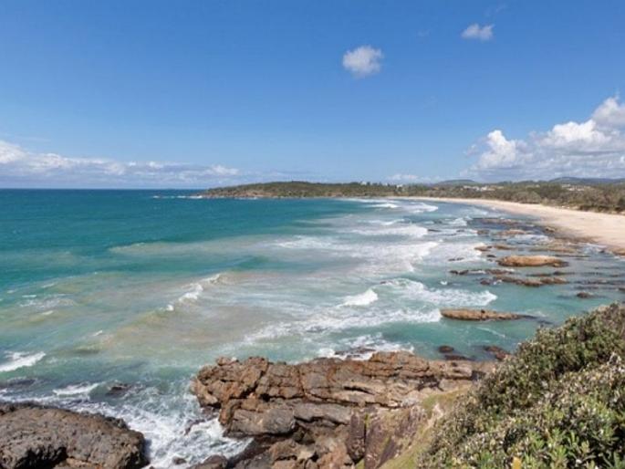 government is giving land developers to the changes in the CRZ law | ...मानवाला ‘बुडवून’ मारणाऱ्या विकासाचा नवा सोस!