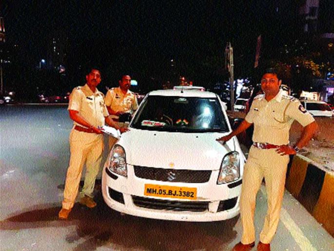 The abuse of the Maharashtra Government on the private vehicles, the action taken by the police | खासगी गाड्यांवर महाराष्ट्र शासनाच्या पाटीचा गैरवापर, पोलिसांकडून कारवाई The abuse of the Maharashtra Government on the private vehicles, the action taken by the police | खासगी गाड्यांवर महाराष्ट्र शासनाच्या पाटीचा गैरवापर, पोलिसांकडून कारवाई