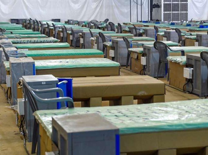 Madhya Pradesh bjp sets up isolation cenre in Bhopal for free corona treatment gayatri mantra mahamritjunya mantra ramayana | CoronaVirus: भाजप तयार करतेय जम्बो आयसोलेशन सेंटर, मिळणार मोफत उपचार; दाखवलं जाणार रामायण अन् बरंच काही Madhya Pradesh bjp sets up isolation cenre in Bhopal for free corona treatment gayatri mantra mahamritjunya mantra ramayana | CoronaVirus: भाजप तयार करतेय जम्बो आयसोलेशन सेंटर, मिळणार मोफत उपचार; दाखवलं जाणार रामायण अन् बरंच काही