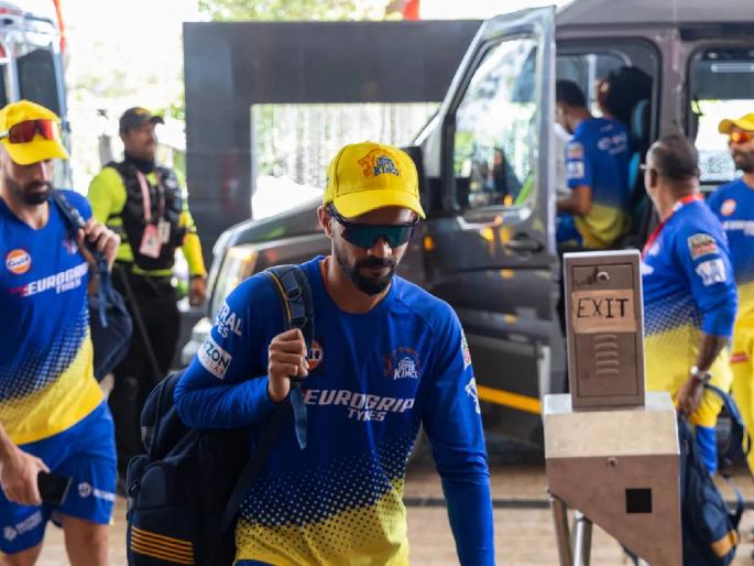 IPL 2024, Punjab Kings vs Chennai Super Kings Live Marathi : Chennai Super Kings pacer Matheesha Pathirana is nursing a hamstring injury and will be returning to Sri Lanka for further recovery, Mustafizur Rahman has gone back for international duty  | CSK च्या प्ले ऑफच्या मार्गात अडथळे; २ मेन गोलंदाज मायदेशात परतले, दीपक चहरवरही प्रश्नचिन्ह