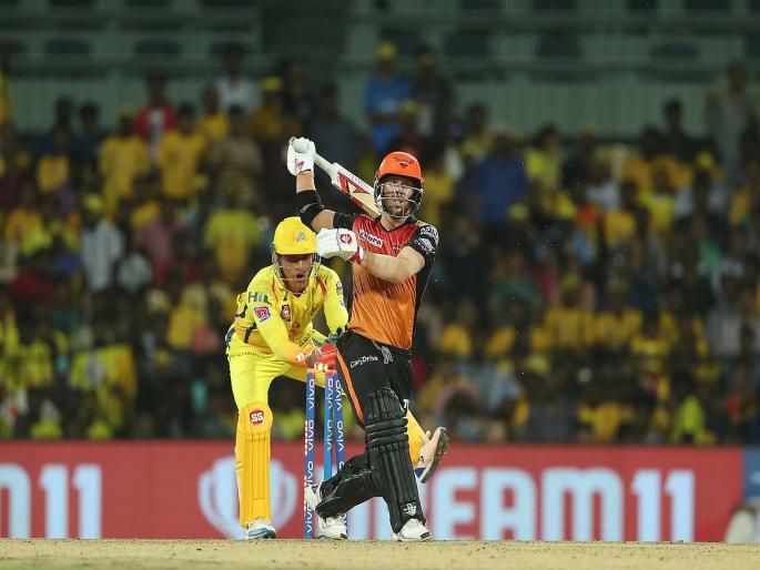 IPL 2019: WATCH: Can't mess with MSD's magic hands, quick stumping of david warner | IPL 2019 : धोनीचा Confidence, पंचांनी बाद देण्याआधीच केला हात वर, Video  