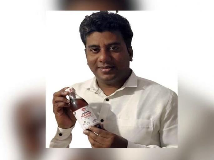 A youth from Nagpur discovered a formula for making a cold drink from Moha flower | मोहाच्या फुलाची दारू नव्हे आता घ्या कोल्ड्रिंक, नागपूरच्या युवकाने शोधून काढला फार्म्युला A youth from Nagpur discovered a formula for making a cold drink from Moha flower | मोहाच्या फुलाची दारू नव्हे आता घ्या कोल्ड्रिंक, नागपूरच्या युवकाने शोधून काढला फार्म्युला
