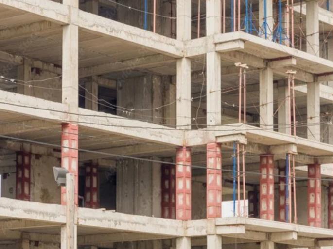Worker dies after falling from seventh floor in Baner A case has been registered against 4 people including a builder | बाणेर येथे सातव्या मजल्यावरून पडून कामगाराचा मृत्यू; बांधकाम व्यावसायिकासह ४ जणांवर गुन्हा दाखल Worker dies after falling from seventh floor in Baner A case has been registered against 4 people including a builder | बाणेर येथे सातव्या मजल्यावरून पडून कामगाराचा मृत्यू; बांधकाम व्यावसायिकासह ४ जणांवर गुन्हा दाखल