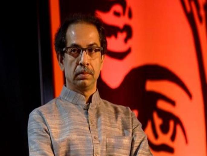 The pit was filled as the Chief Minister was going to the Vidhan Bhavan, then .. MNS sandip deshpande tweet on pathole | अधिवेशनातील अनुपस्थिती चर्चेत असतानाच मनसेकडून मुख्यमंत्र्यांना महाराष्ट्र दौऱ्याचा प्रश्न