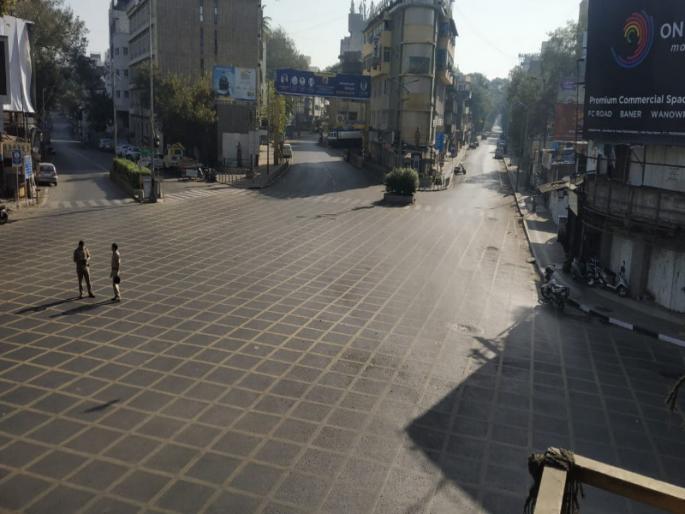 Maharashtra Lockdown: Thirteen curfews in Vasai, good response elsewhere; Crowd of passengers at Virar, Nalasopara railway station | Maharashtra Lockdown : वसईत संचारबंदीचे तीनतेरा, अन्यत्र चांगला प्रतिसाद; विरार, नालासोपारा रेल्वे स्थानकात प्रवाशांची गर्दी  
