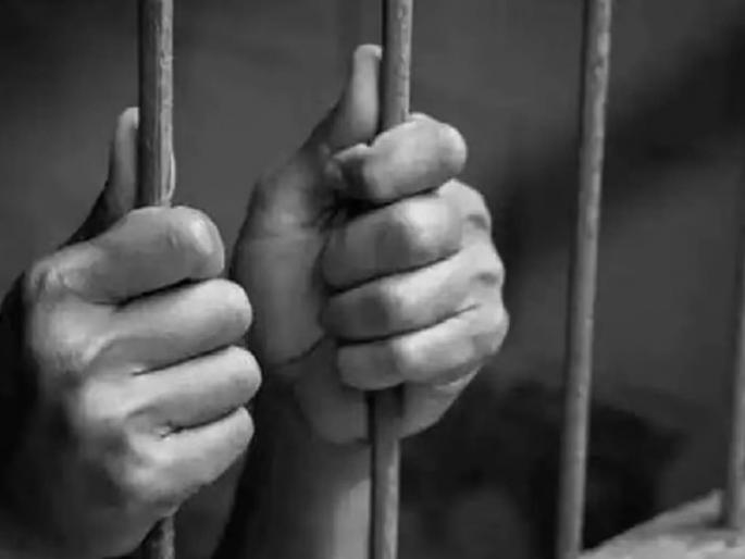 Four-day custody for accused of stoning to death | दगडाने ठेचून खून करणाऱ्या आराेपीला चार दिवसांची काेठडी Four-day custody for accused of stoning to death | दगडाने ठेचून खून करणाऱ्या आराेपीला चार दिवसांची काेठडी