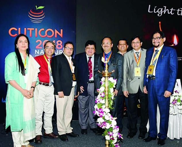 15 percent death due to pemphigus: Razzaq Ahmed | ‘पेम्फिगस’मुळे १५ टक्के मृत्यू : रज्जाक अहमद 15 percent death due to pemphigus: Razzaq Ahmed | ‘पेम्फिगस’मुळे १५ टक्के मृत्यू : रज्जाक अहमद