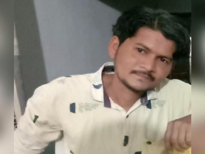 A 32-year-old youth committed suicide by jumping into the lake. | तलावात उडी घेवून ३२ वर्षीय तरुणाने संपवलं जीवन, तुमसर येथील घटना A 32-year-old youth committed suicide by jumping into the lake. | तलावात उडी घेवून ३२ वर्षीय तरुणाने संपवलं जीवन, तुमसर येथील घटना