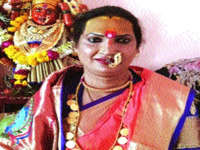 Maharashtra Election 2019 : they jumps in the wrestler's arena of politicians | Maharashtra Election 2019 : पहिलवानांच्या आखाड्यात किन्नरांची उडी Maharashtra Election 2019 : they jumps in the wrestler's arena of politicians | Maharashtra Election 2019 : पहिलवानांच्या आखाड्यात किन्नरांची उडी