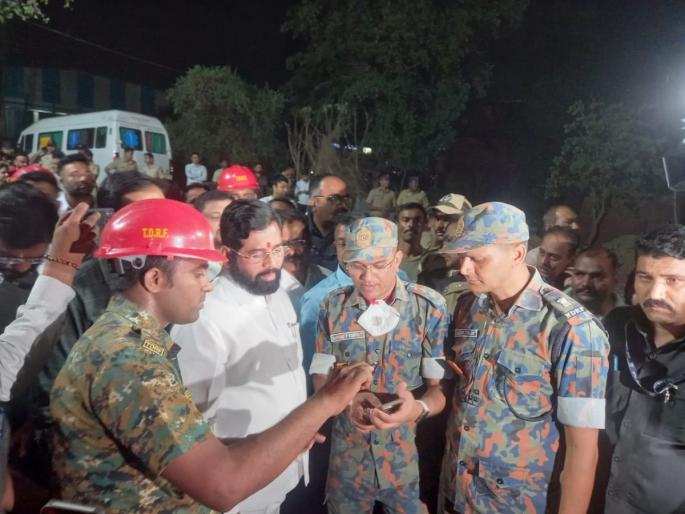 Inspection of the damaged building by the Chief Minister, there is no option but cluster in Bhiwandi - Chief Minister Eknath Shinde | दुर्घटनाग्रस्त इमारतीची मुख्यमंत्र्यांकडून पाहणी, भिवंडीत क्लस्टर शिवाय पर्याय नाही - मुख्यमंत्री एकनाथ शिंदे Inspection of the damaged building by the Chief Minister, there is no option but cluster in Bhiwandi - Chief Minister Eknath Shinde | दुर्घटनाग्रस्त इमारतीची मुख्यमंत्र्यांकडून पाहणी, भिवंडीत क्लस्टर शिवाय पर्याय नाही - मुख्यमंत्री एकनाथ शिंदे