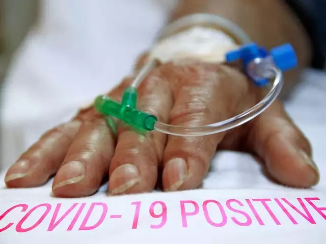 588 newly positive in the district with 13 deaths, 453 corona free | 13 मृत्युसह जिल्ह्यात 588 नव्याने पॉझिटीव्ह, 453 जण कोरोनामुक्त 588 newly positive in the district with 13 deaths, 453 corona free | 13 मृत्युसह जिल्ह्यात 588 नव्याने पॉझिटीव्ह, 453 जण कोरोनामुक्त