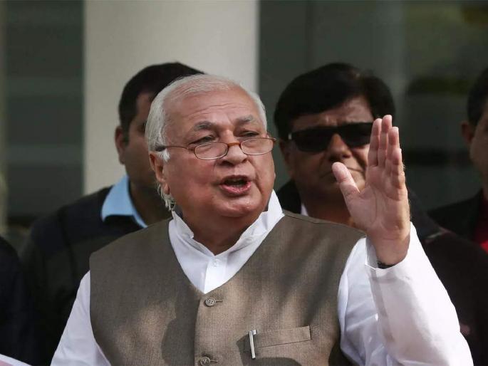 Kerala Governor Arif Mohammad Khan visits RSS Headquarters In Nagpur | केरळचे राज्यपाल आरिफ मोहम्मद खान संघ मुख्यालयात Kerala Governor Arif Mohammad Khan visits RSS Headquarters In Nagpur | केरळचे राज्यपाल आरिफ मोहम्मद खान संघ मुख्यालयात