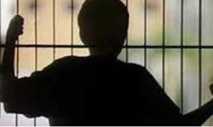 Increase in the number of juvenile offenders in the district; Hundreds in juvenile custody | जिल्ह्यात अल्पवयीन गुन्हेगारांच्या संख्येत वाढ; शंभरावर अल्पवयीन ताब्यात Increase in the number of juvenile offenders in the district; Hundreds in juvenile custody | जिल्ह्यात अल्पवयीन गुन्हेगारांच्या संख्येत वाढ; शंभरावर अल्पवयीन ताब्यात