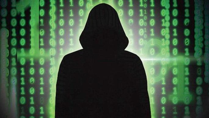 In Nagpur cyber criminal cheated to police | नागपुरात सायबर गुन्हेगाराचा पोलिसाला गंडा In Nagpur cyber criminal cheated to police | नागपुरात सायबर गुन्हेगाराचा पोलिसाला गंडा