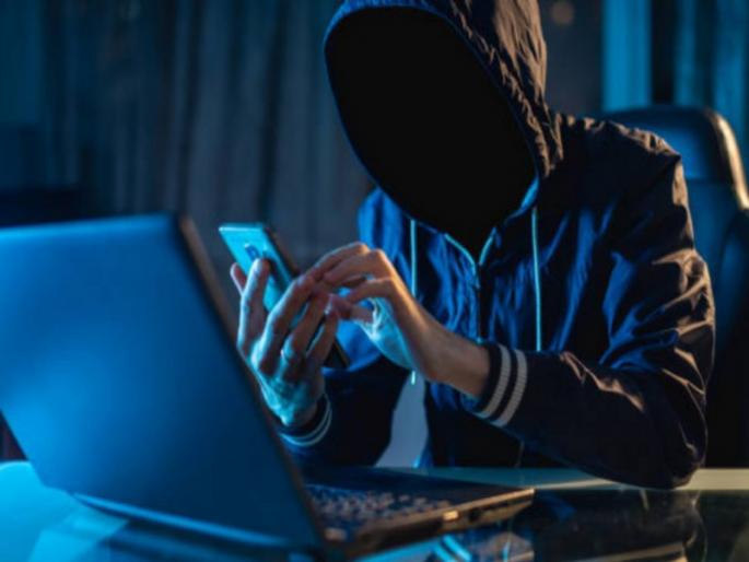 The manager of the bank himself put the money of 27 lakhs | Cyber Crime: बँकेच्या मॅनेजरनेच घातला २७ लाखांचा गंडा The manager of the bank himself put the money of 27 lakhs | Cyber Crime: बँकेच्या मॅनेजरनेच घातला २७ लाखांचा गंडा