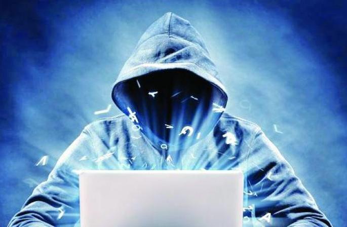 82,000 online fraud to a doctor for being a CRPF jawan | सीआरपीएफचा जवान असल्याची थाप मारून डॉक्टरला ऑनलाईन ८२ हजाराचा गंडा