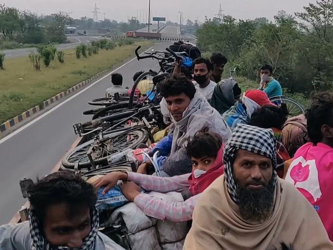 1232 km: The brutal story of the tireless journey of seven laborers | १२३२ किलोमीटर्स : सात मजुरांच्या अथक प्रवासाची क्रूर कहाणी 1232 km: The brutal story of the tireless journey of seven laborers | १२३२ किलोमीटर्स : सात मजुरांच्या अथक प्रवासाची क्रूर कहाणी