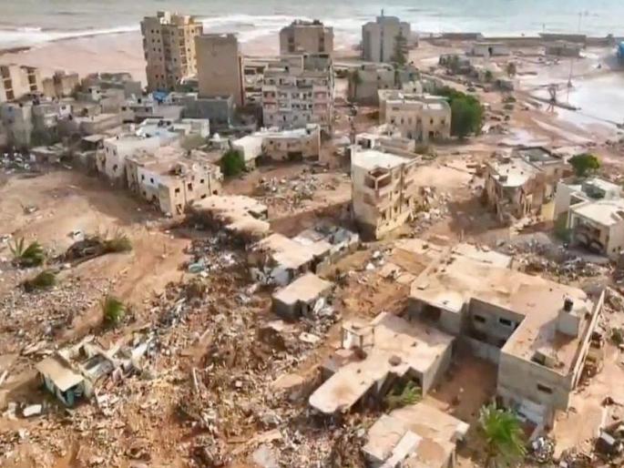 Massive devastation after cyclone in Libya, 3 thousand dead due to flooding; 10 thousand people are missing | लिबियामध्ये चक्रीवादळानंतर प्रचंड हाहाकार, पुरामुळे ३ हजार जणांचा मृत्यू; १० हजार लोक बेपत्ता Massive devastation after cyclone in Libya, 3 thousand dead due to flooding; 10 thousand people are missing | लिबियामध्ये चक्रीवादळानंतर प्रचंड हाहाकार, पुरामुळे ३ हजार जणांचा मृत्यू; १० हजार लोक बेपत्ता