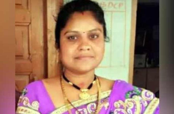 Administrative delay over granting forest martyr status to forest guard Swati dhumane | फाईलींमध्ये अडकला स्वातीचा 'वनशहीद' दर्जा